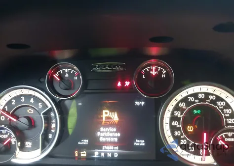 2018 Ram 2500 Laramie 4X4 6'4 Box из США, поврежденный, VIN 3C6UR5FL4JG170744